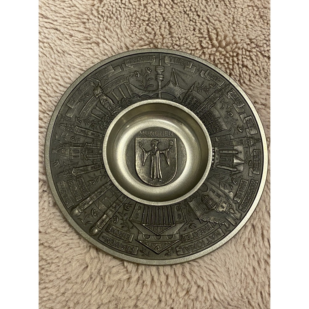 Munchen Pewter Souvenir Plate Wall Art Decor W/ Important Historical Buildings